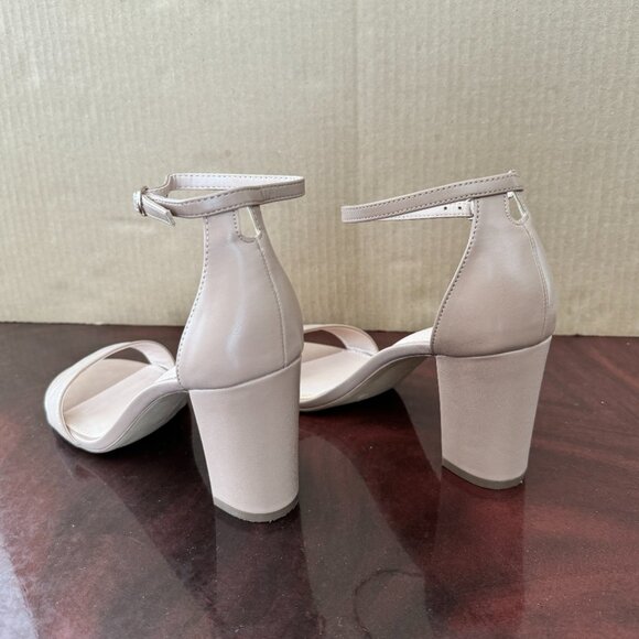 Kelly & Katie 9.5 W's Hailee Block Heels - Picture 3 of 7